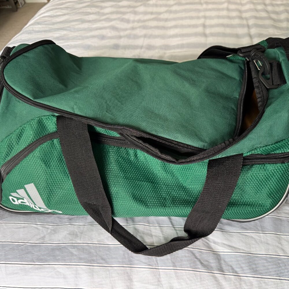 Adidas gym duffle - green